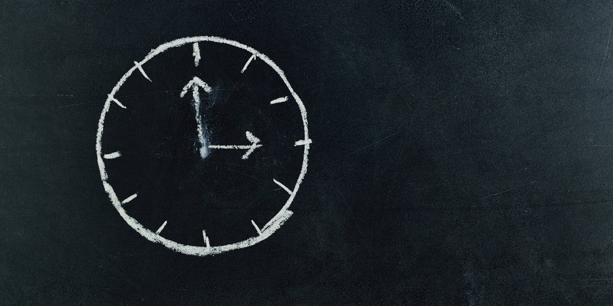 How to Manage Time Effectively as a Student